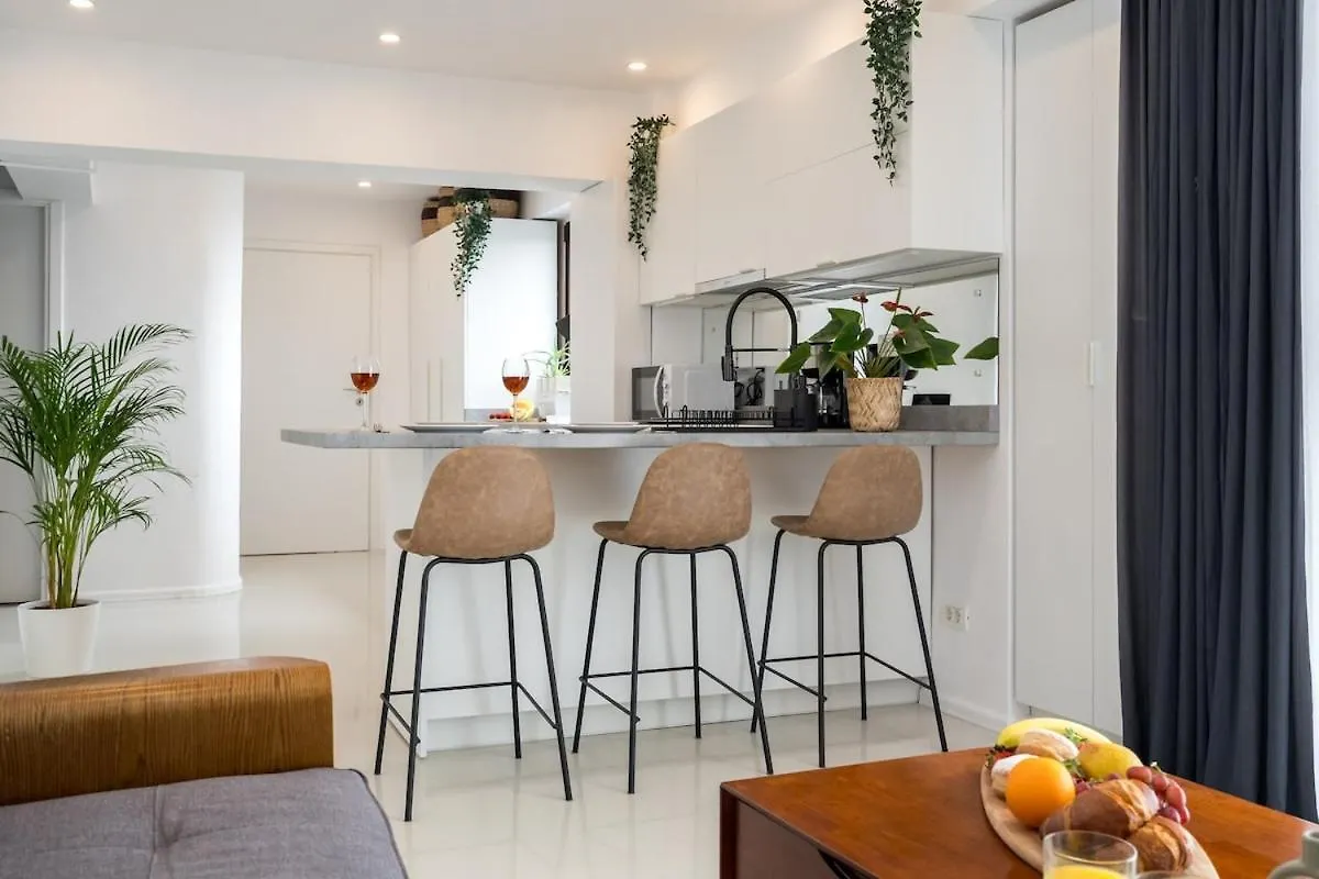 Modern 2Br Apartment - Dorobanti View Бухарест